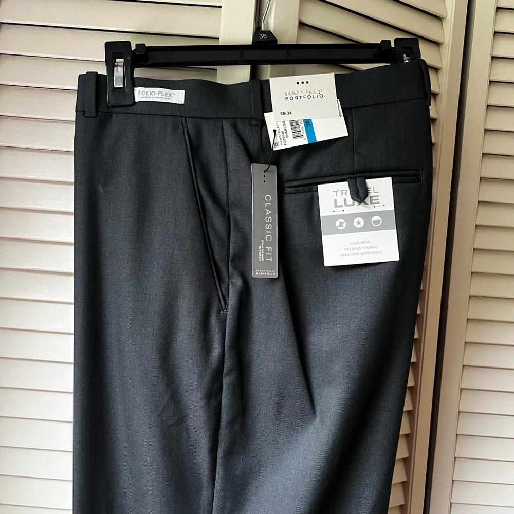 Perry Ellis classic fit men NWT